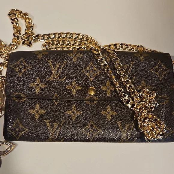 ❤️❤️Louis Vuitton Sarah Crossbody - Picture 2 of 6